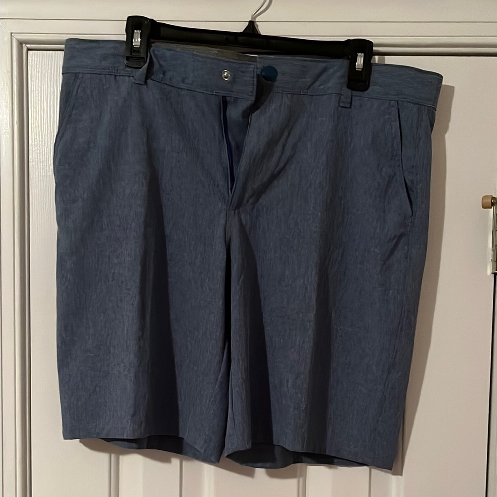 Izod Men's Slate Blue Flat Front Shorts